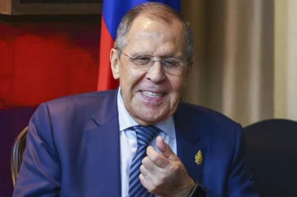 伊100万大军到位，还有一大国要参战！关键时刻，中俄紧急对表