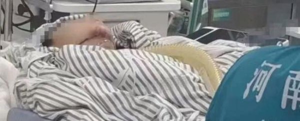 遭绳子锁喉的13岁男孩已转诊北京 手术方案待定