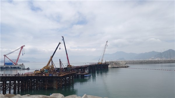 霞浦核电2号机组拦污网工程顺利完成T5墩台首根超长大直径灌注桩浇注施工